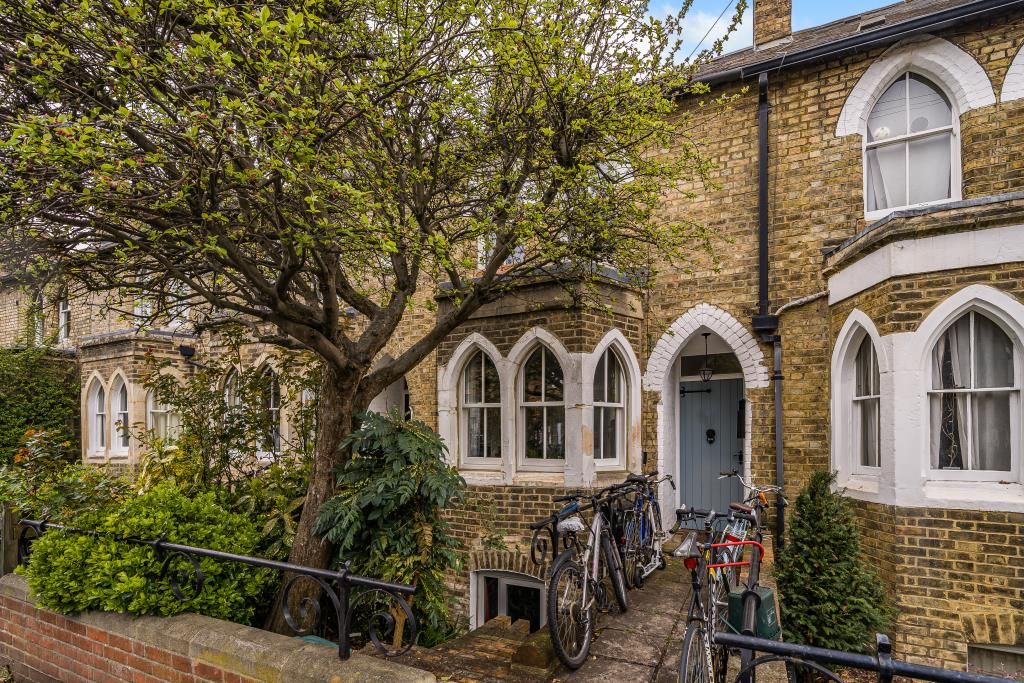 Property photo 1 of 10 External View