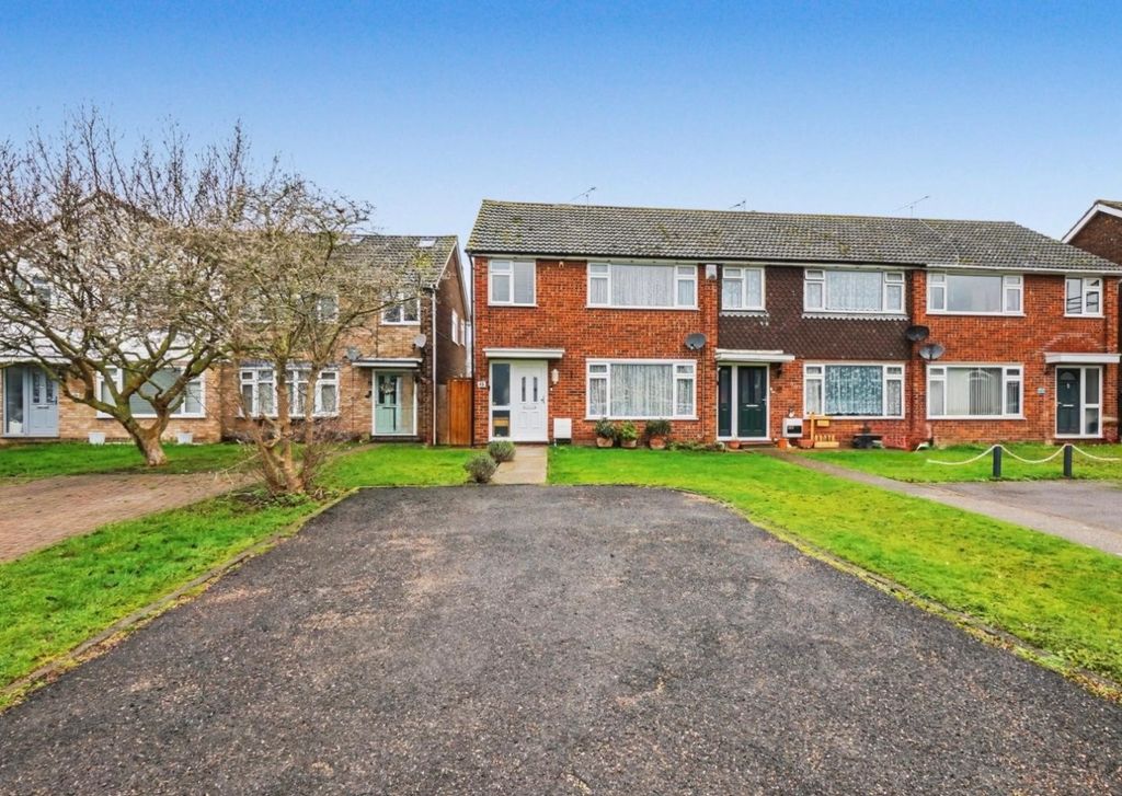 Property photo 1 of 15 4811211