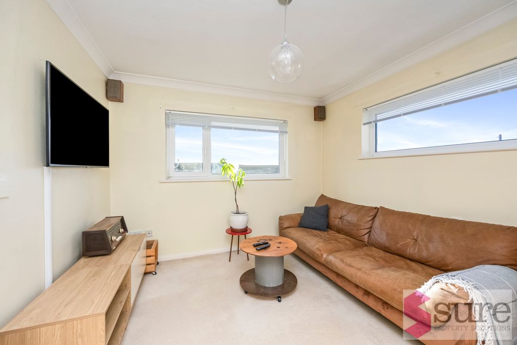 Property photo 3 of 22