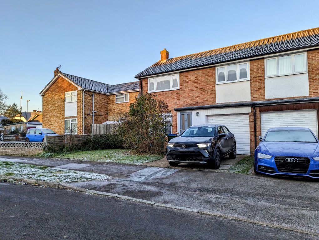 Property photo 1 of 12