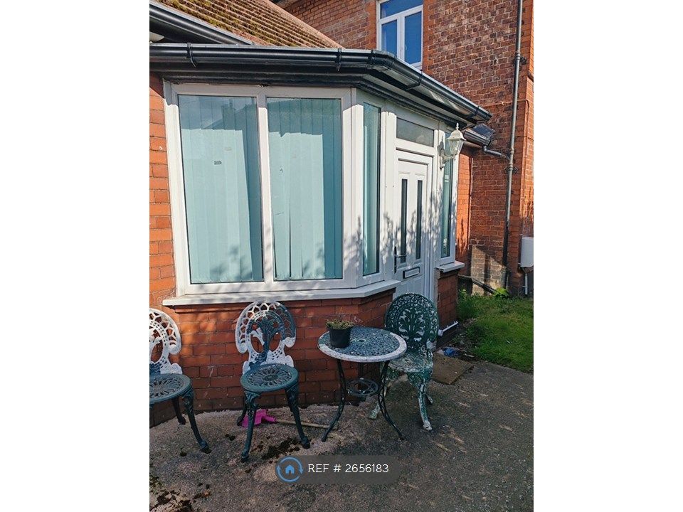 Property photo 2 of 16