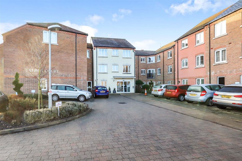 Property photo 1 of 13 1A70d5d9-E27d-Ec11-8d21-6045Bd0E6262.Jpg