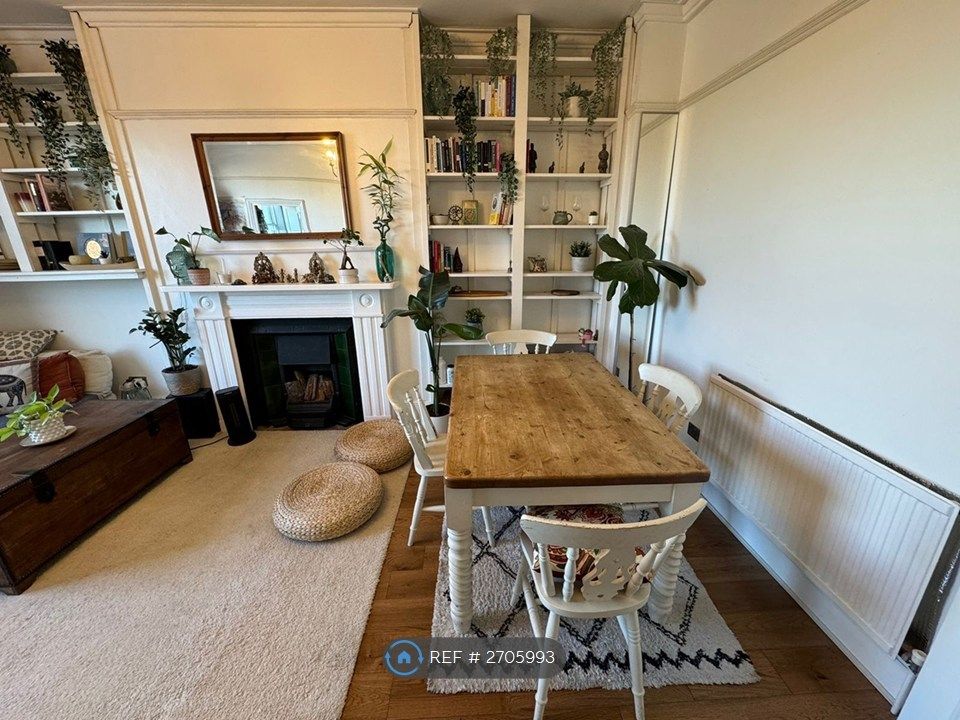 Property photo 2 of 21 Dining Area