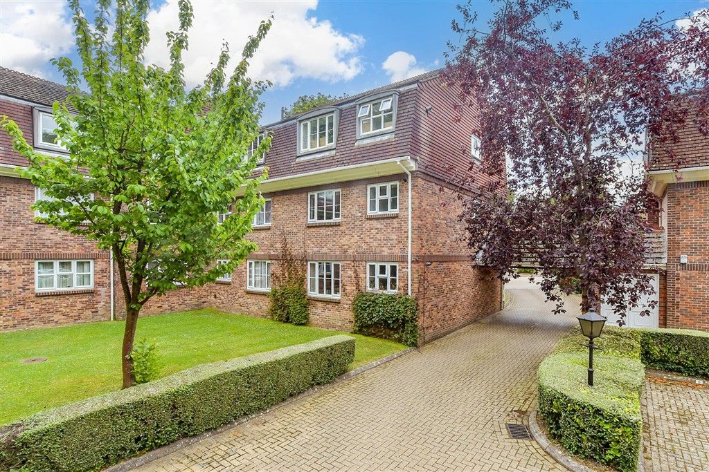 Property photo 2 of 9 Rear Elevation