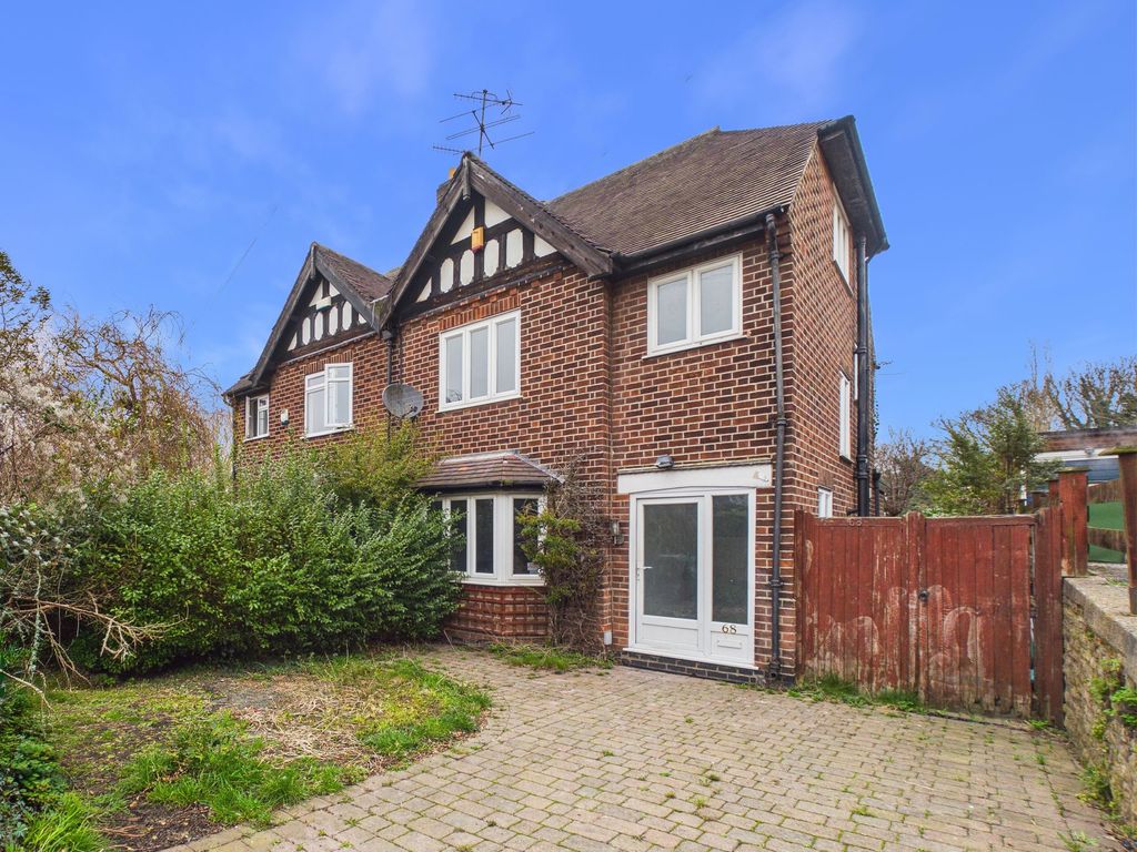 Property photo 1 of 12 Front