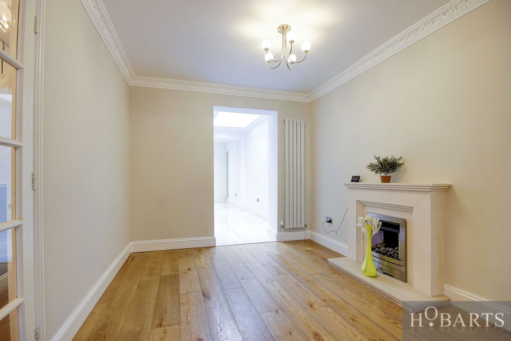 Property photo 3 of 23 Gallery