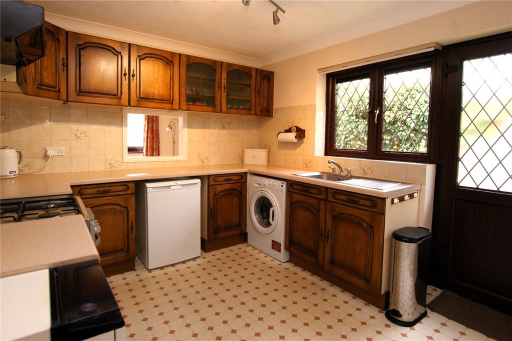 Property photo 2 of 11 Picture No. 02