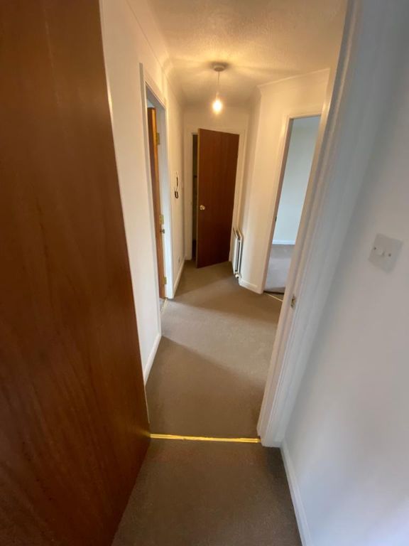 Property photo 3 of 8 Hallway.Jpg