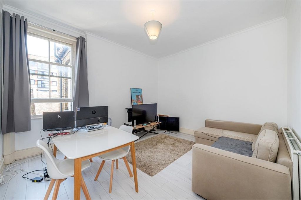 Property photo 2 of 10 2