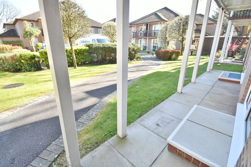 Property photo 3 of 15