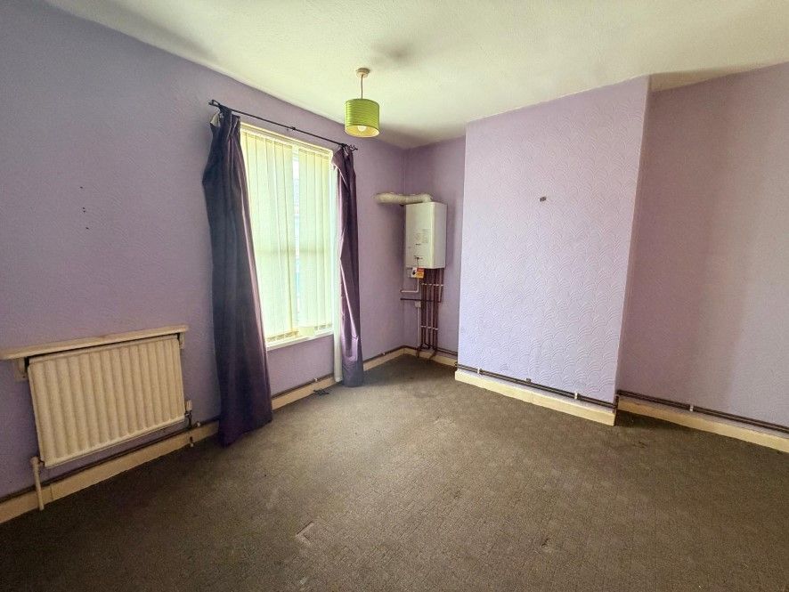 Property photo 3 of 14