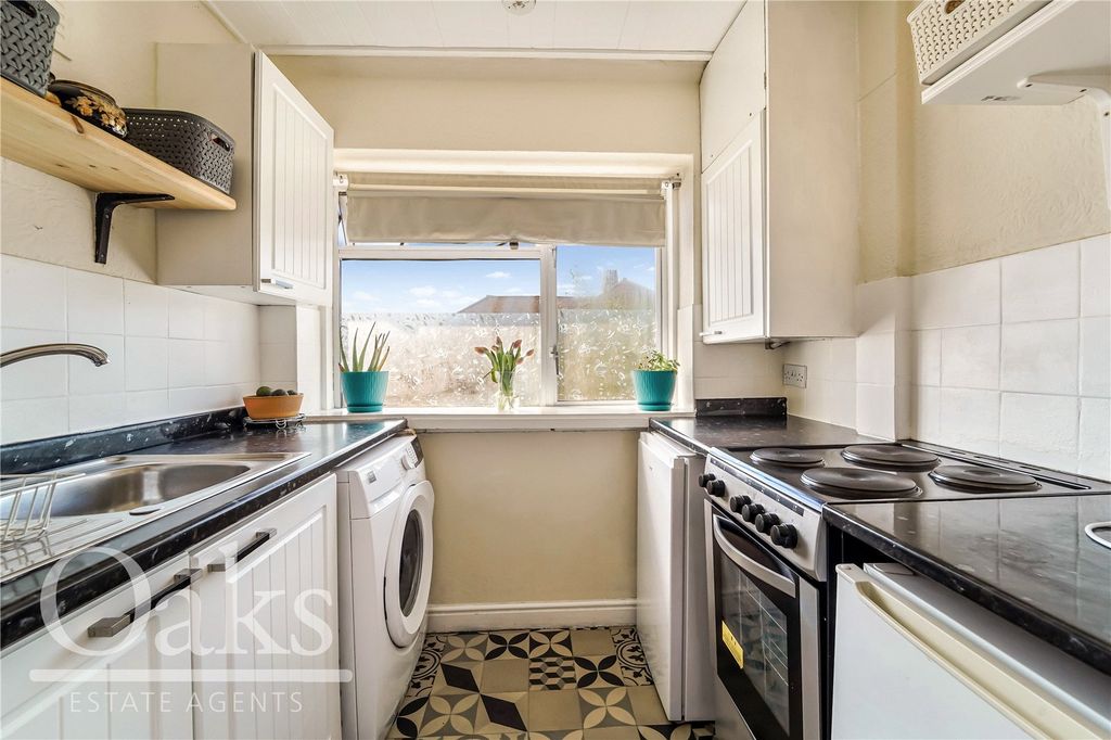 Property photo 3 of 8 Picture No. 21