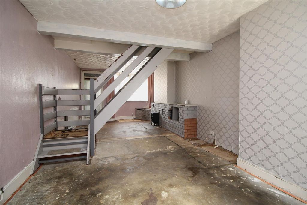 Property photo 3 of 10 Open Living Space.Jpg