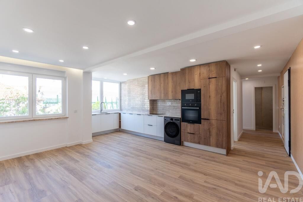 Property photo 1 of 26