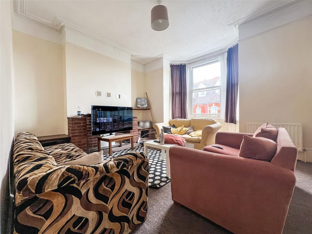 Property photo 2 of 17 Img_8797.Jpeg