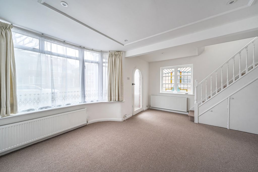 Property photo 2 of 18 1416879-18-69A066...