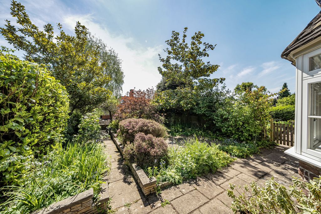 Property photo 3 of 21 Garden