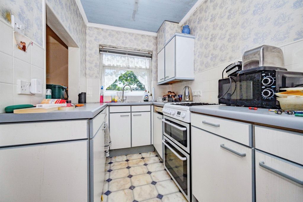 Property photo 3 of 13