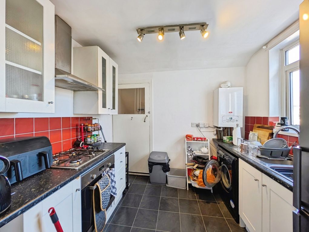 Property photo 3 of 7 Pbox-Img.Jpg