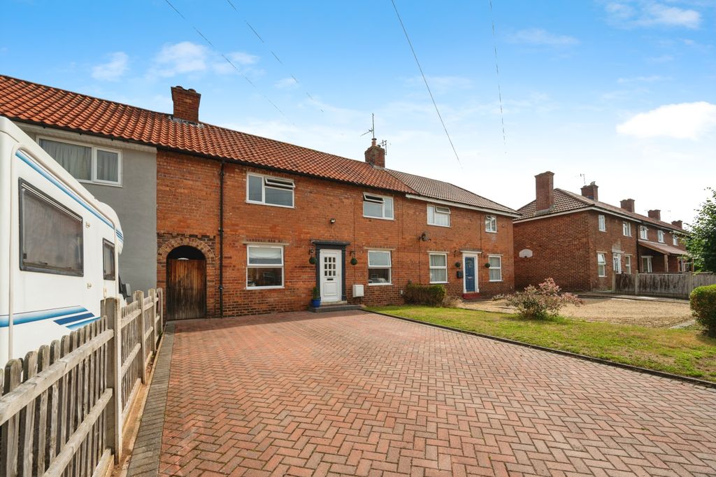 Property photo 2 of 15