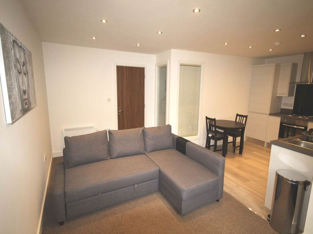Property photo 2 of 10 Lounge