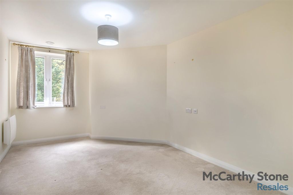 Additional image 8 of 2 bed flat for saleBurlington Gardens, Leyland PR25