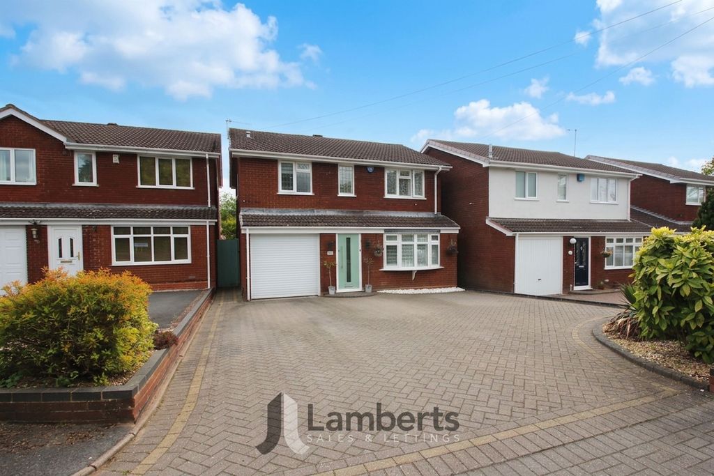 Property photo 1 of 28 Front View