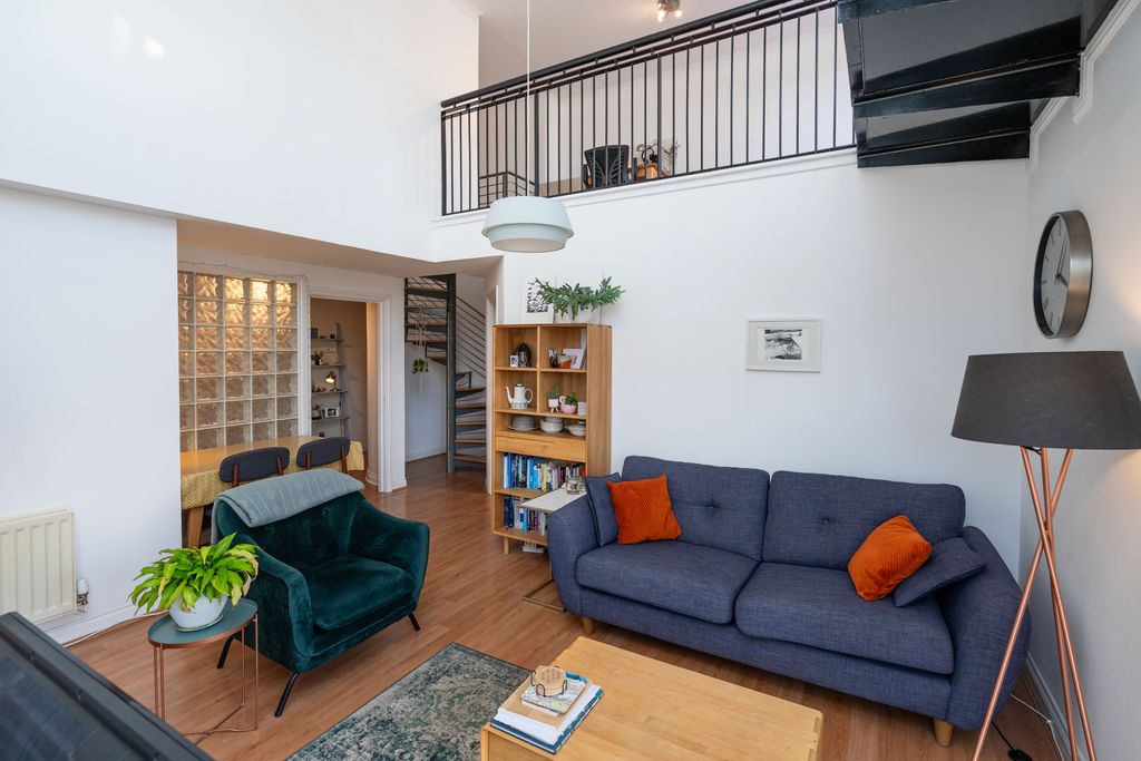 Property photo 3 of 24 Property Image 3