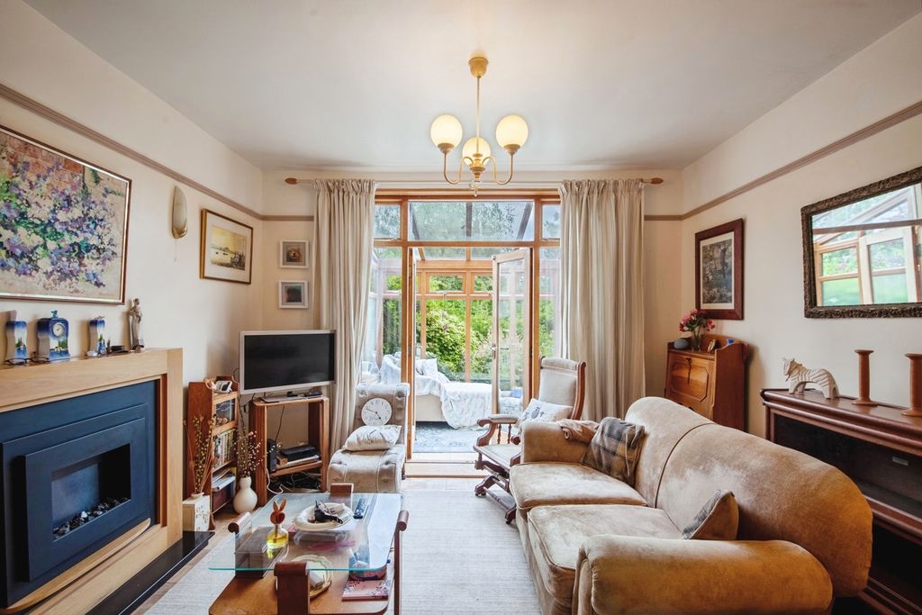 Property photo 2 of 20 Pbox-Img.Jpg