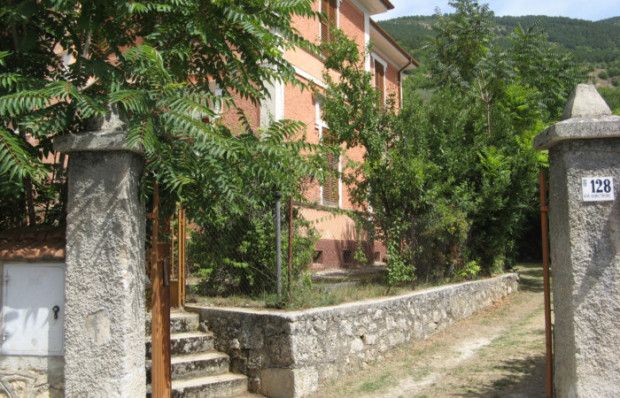 Property photo 3 of 20