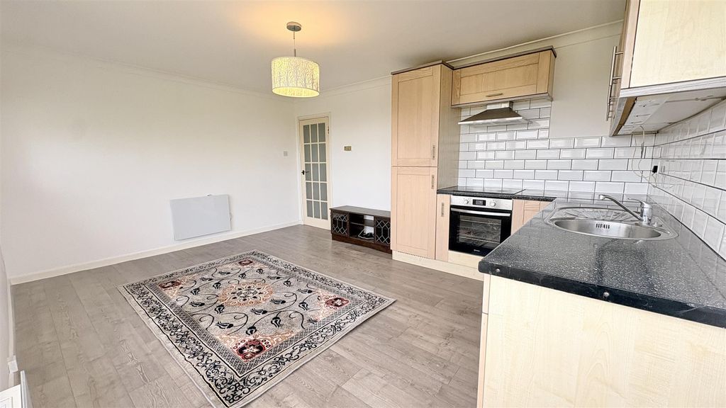 Property photo 2 of 11 Open Plan Living/Kitchen