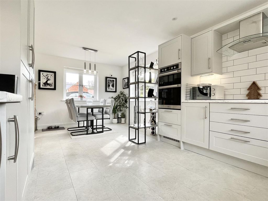 Property photo 2 of 22 Img_6038.Jpeg