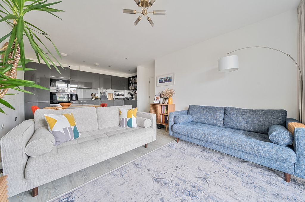 Property photo 2 of 18 1407171116980Cffb23Ebf