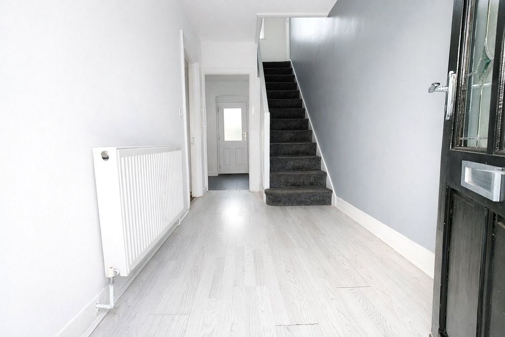 Property photo 2 of 15 Picture No. 05