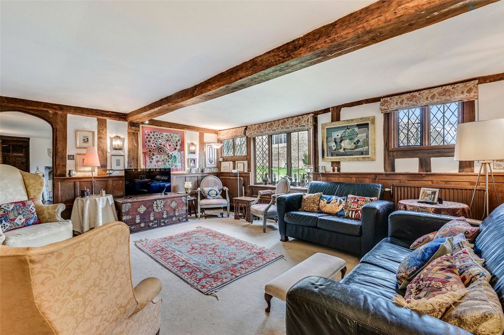 Property photo 3 of 20 Drawing Room