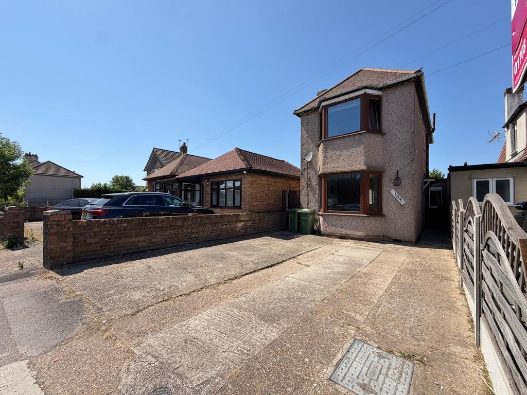 Property photo 2 of 29