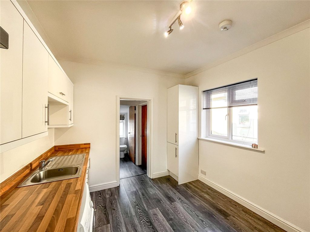 Property photo 2 of 11 Picture No. 05