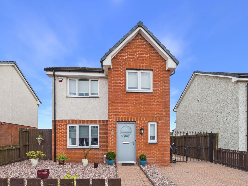 Property photo 1 of 26 Front (Exterior)