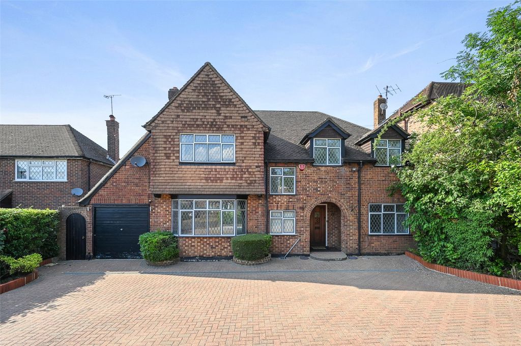 Property photo 1 of 11 External