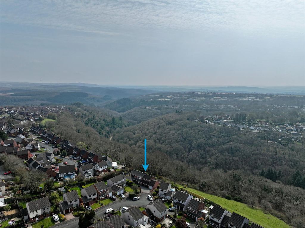 Property photo 3 of 53 3.Jpg