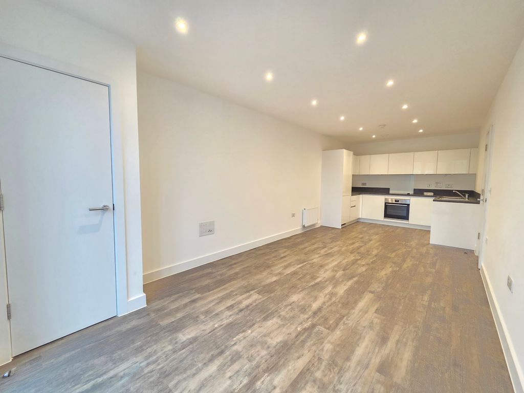 Property photo 3 of 7