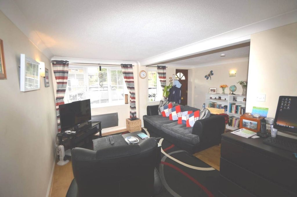 Property photo 2 of 5