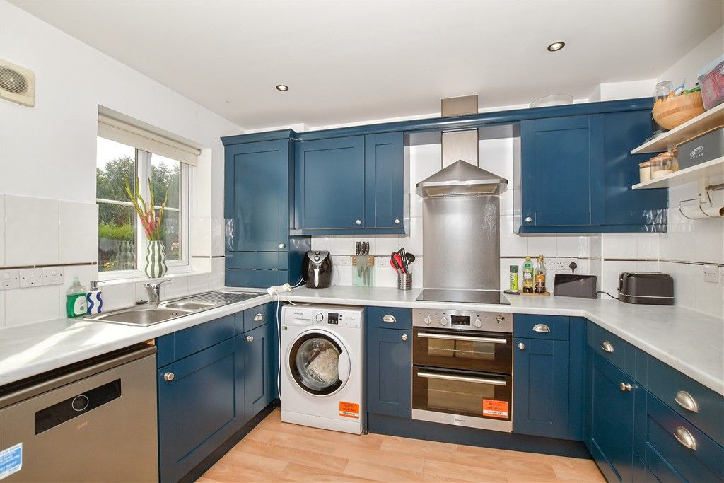 Property photo 3 of 16 Kitchen/Diner