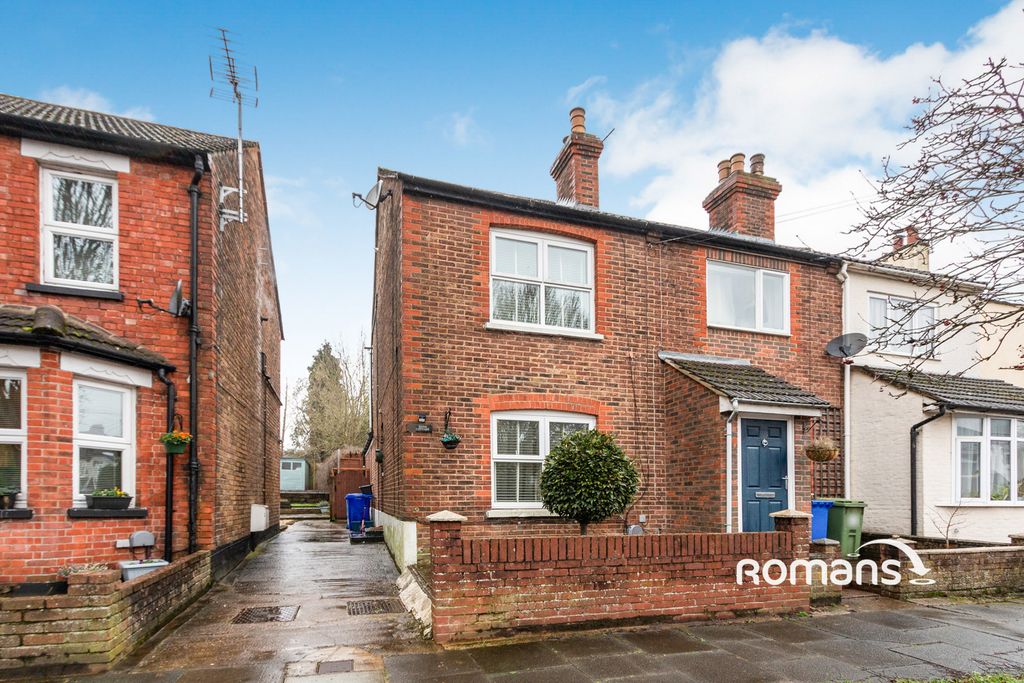 Property photo 1 of 11 Pbox-Img.Jpg