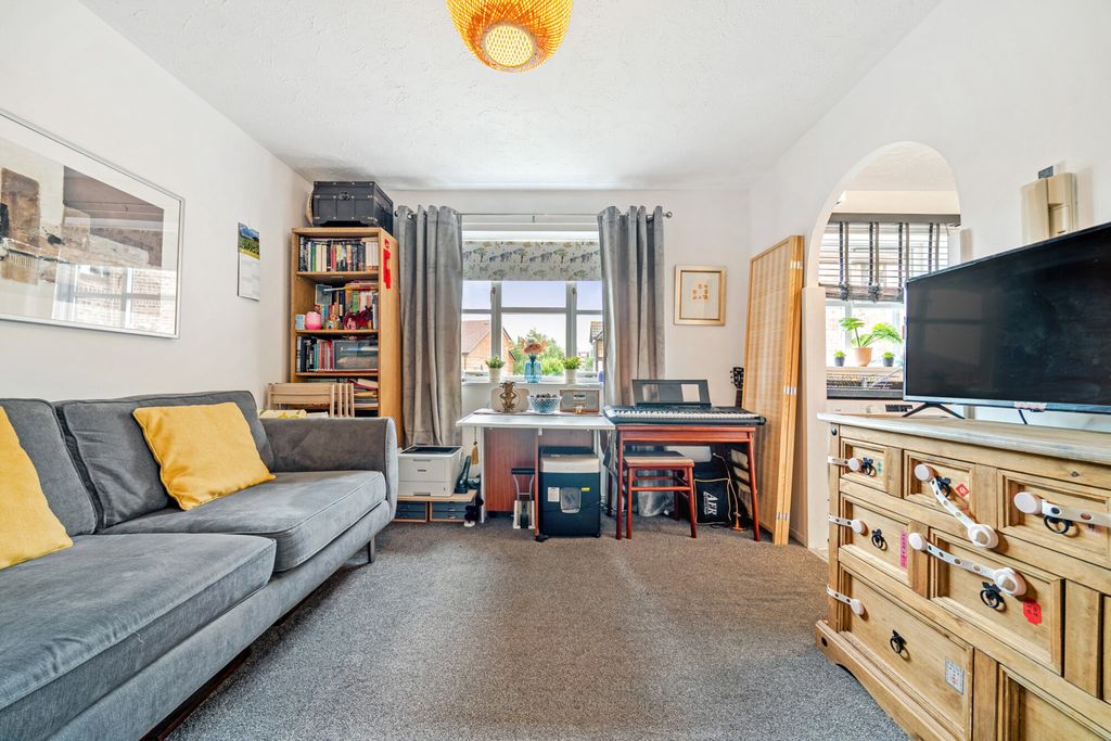 Property photo 2 of 17 1467407-12-6A1855...