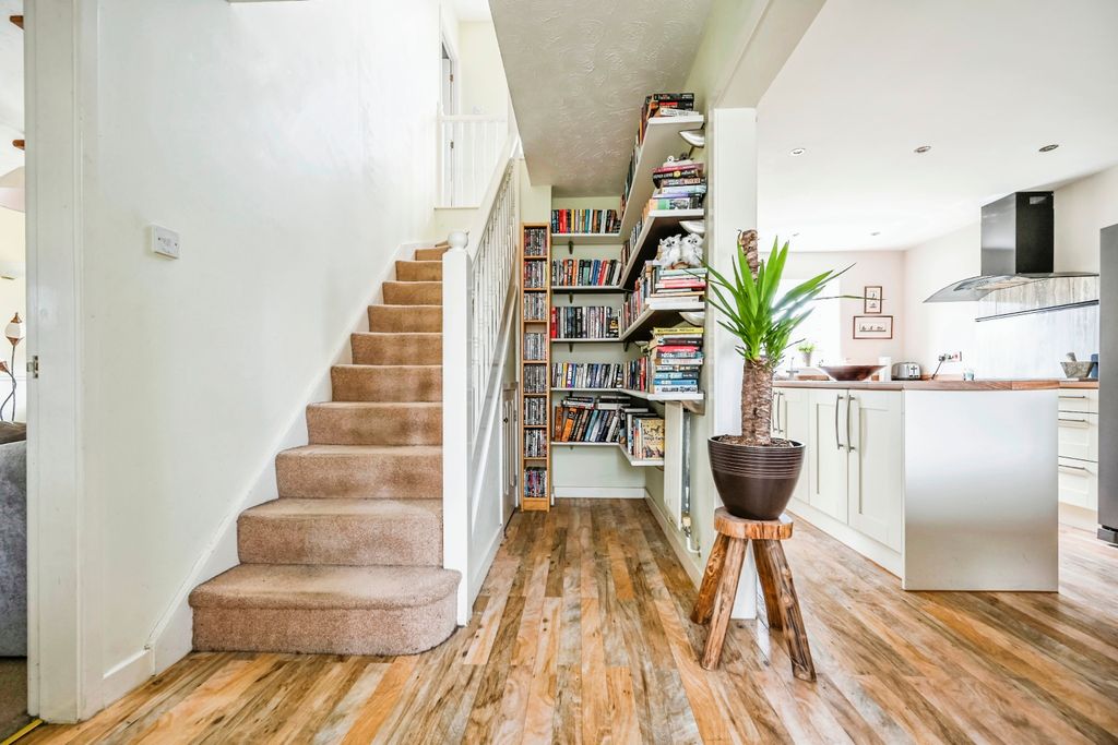 Property photo 2 of 15 Entrance Hallway