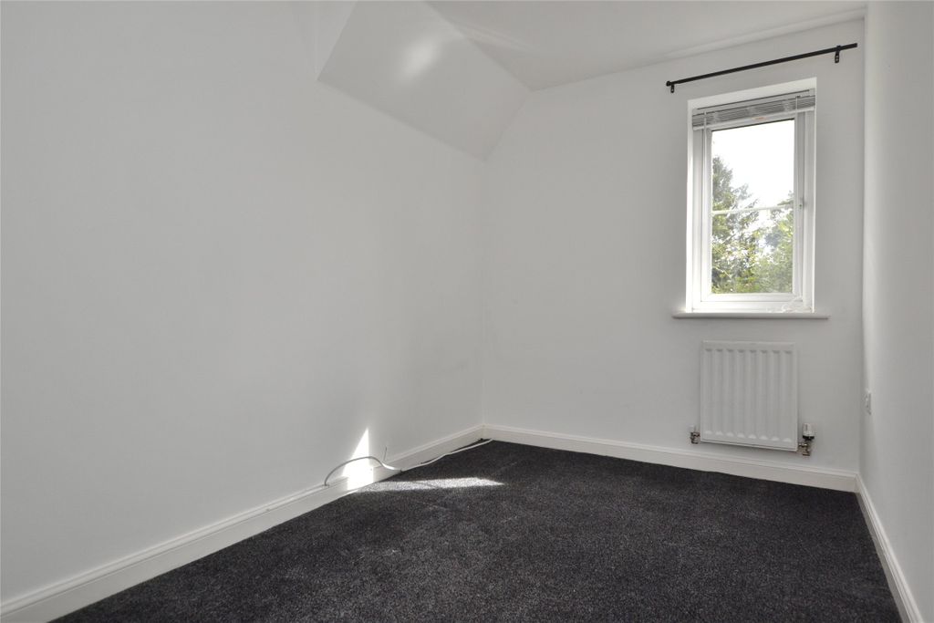 Property photo 3 of 8 Bedroom 2