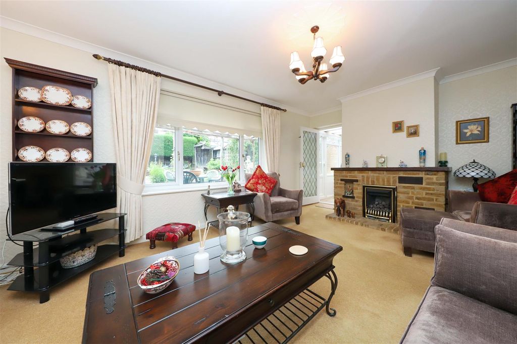 Property photo 3 of 15