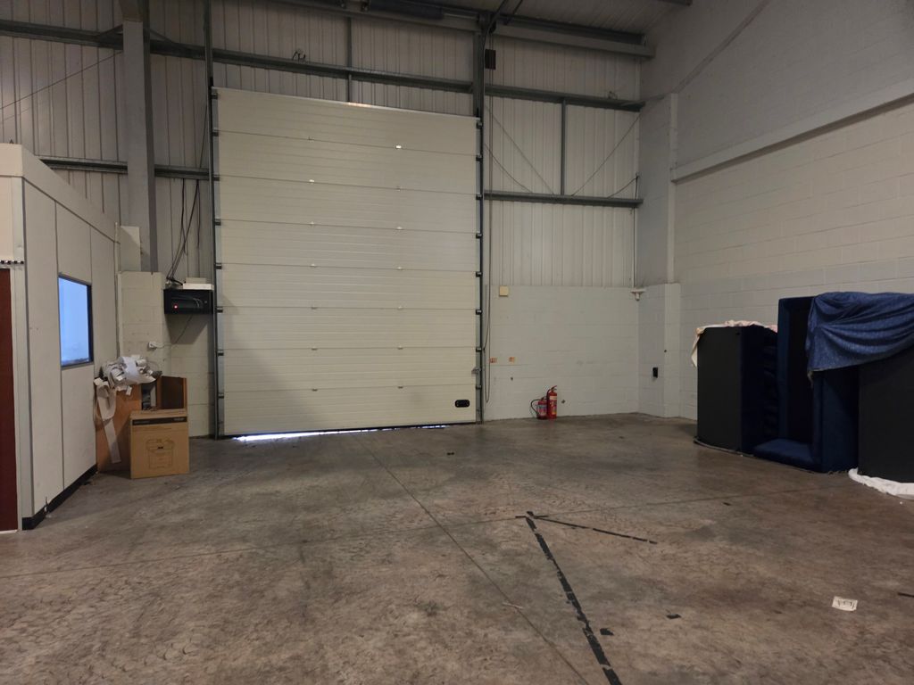 Property photo 3 of 5