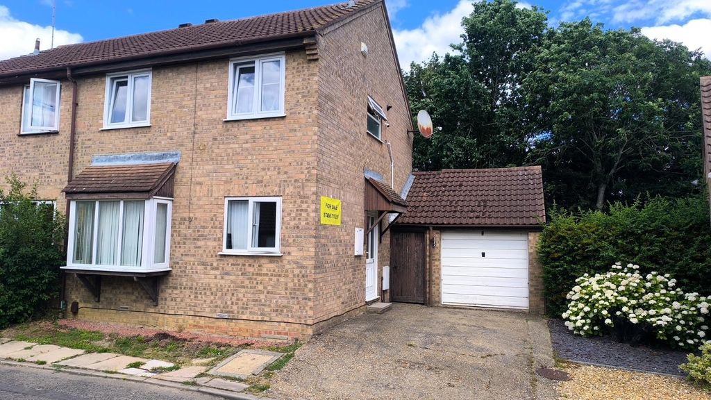 Property photo 1 of 9 2 Bed Semi-Detached Property For Sale Peterborough